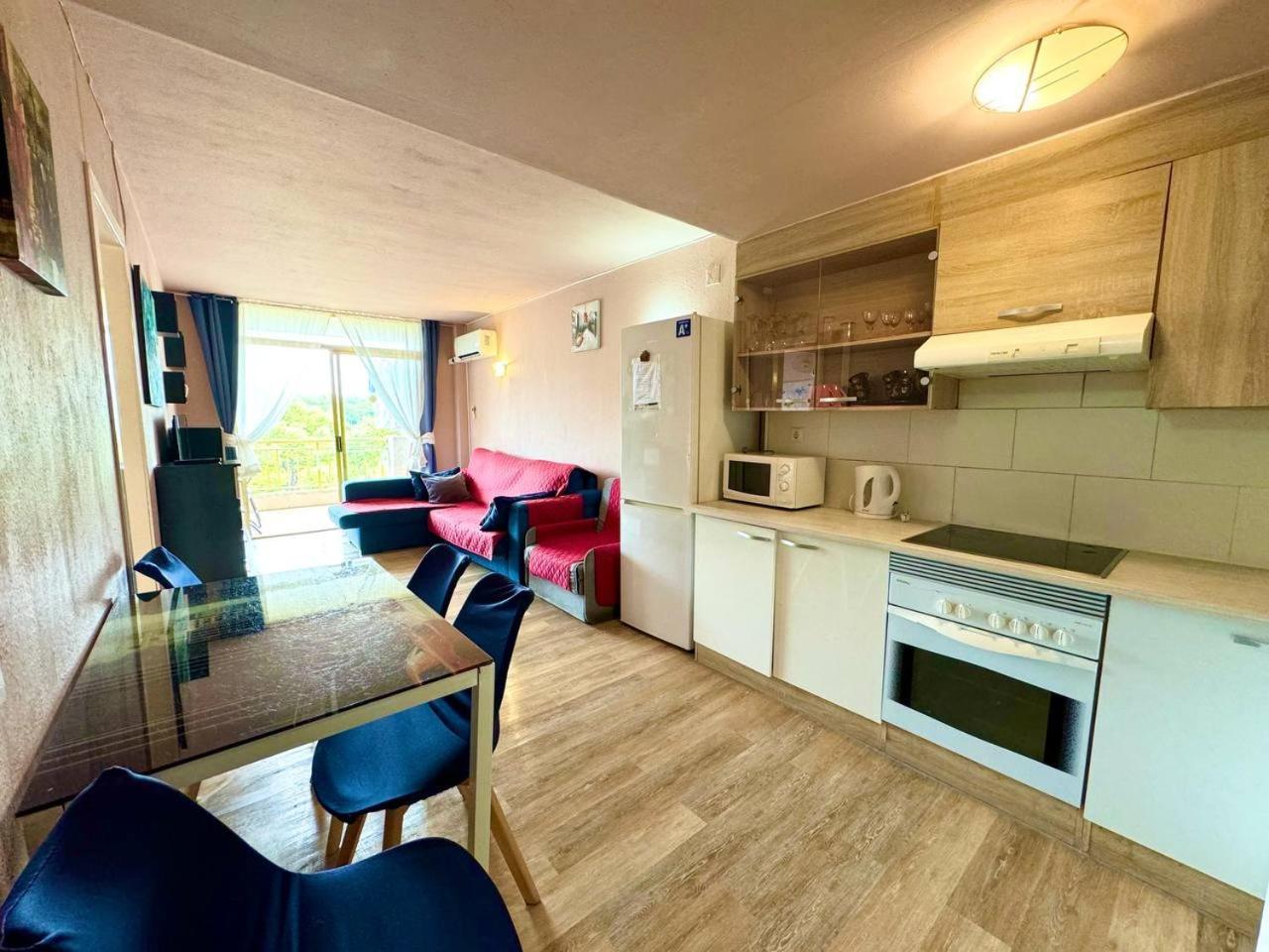 Apartsalou Lea Экстерьер фото